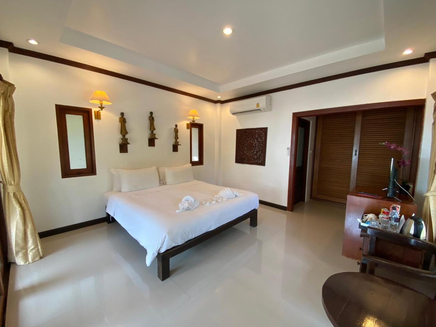 Am Samui Hotell 3*
